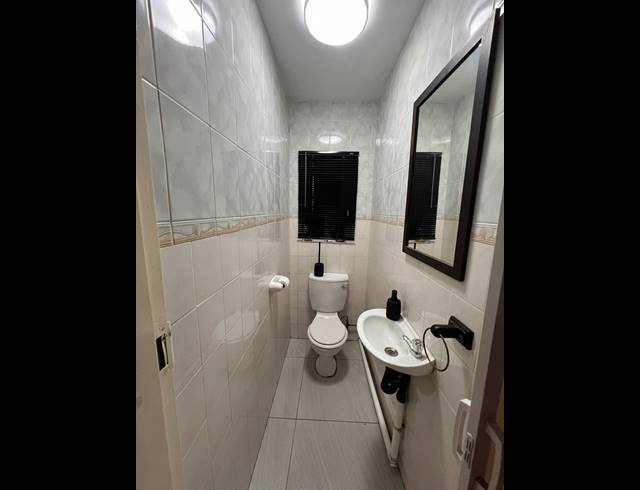 2 BEDROOM APARTMENT FOR SALE IN NEW REDRUTH